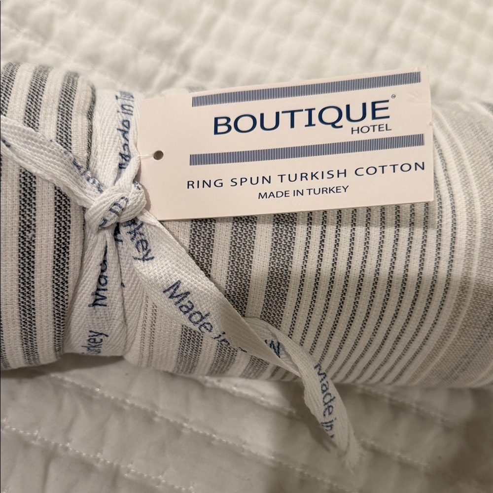 Boutique Hotel Turkish Cotton Bath Sheet 36x68 Gray White Stripe Luxury Towel - Picture 2 of 5